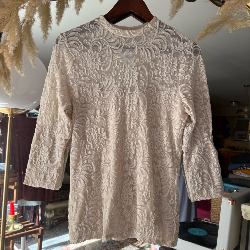 Abercrombie & Fitch Cream Lace Shirt 3/4th Sleeve